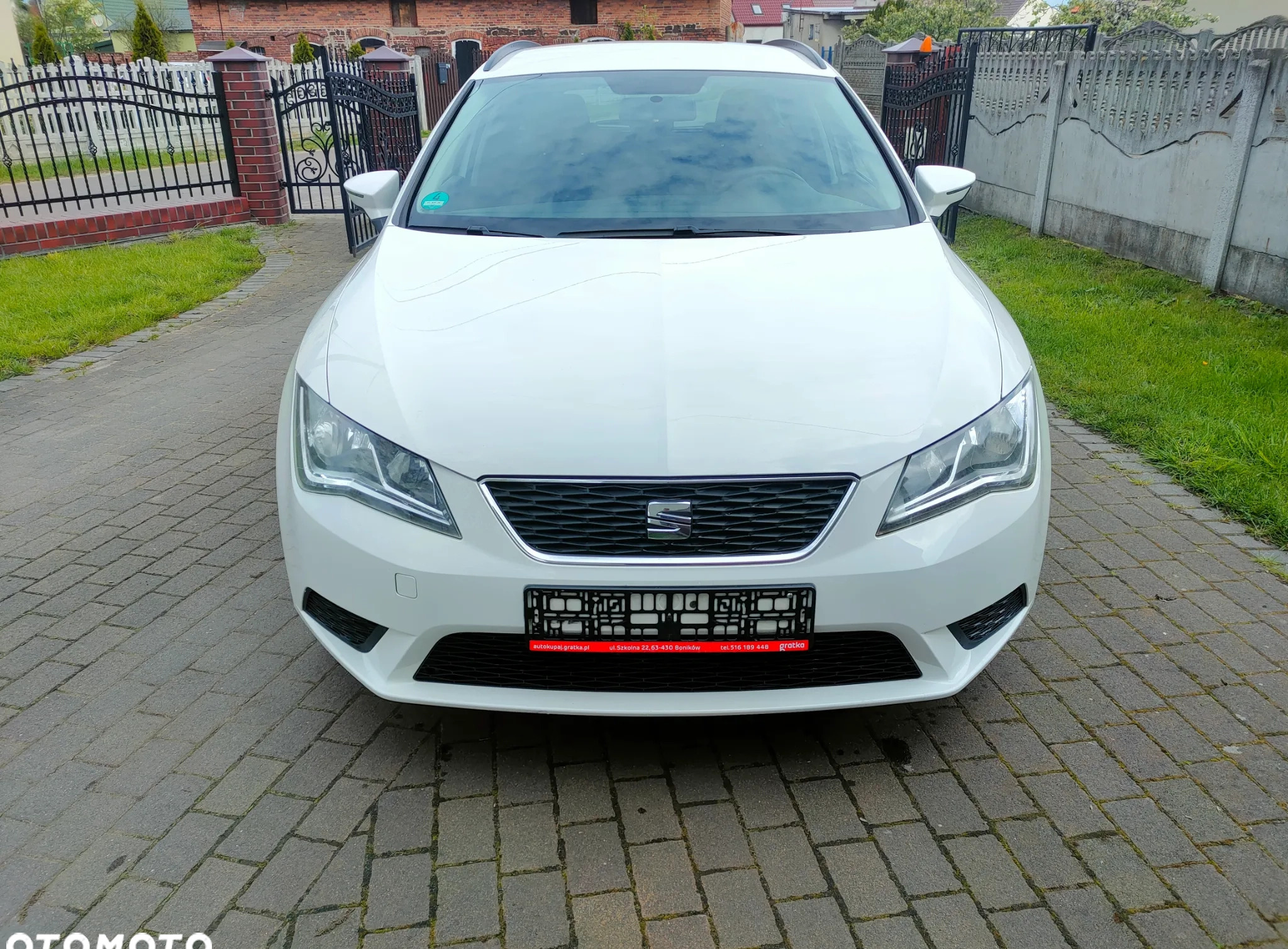 Seat Leon cena 36900 przebieg: 158000, rok produkcji 2014 z Sanok małe 352